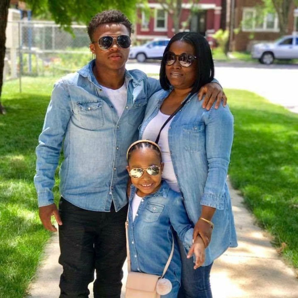 Meet your Posher, Mandm